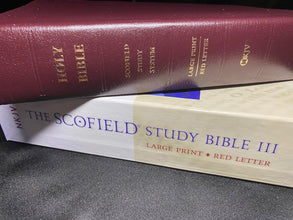 The Scofield Study Bible III, NKJV, Large Print Edition w/Thumb Index