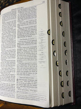 The Scofield Study Bible III, NKJV, Large Print Edition w/Thumb Index