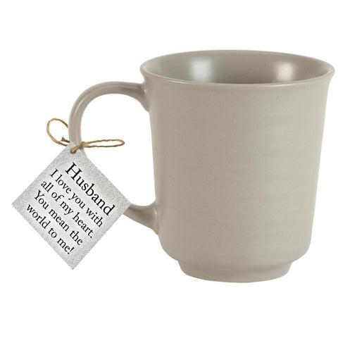 Taza gris mate con etiqueta colgante Sentimiento del marido