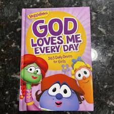 God Cares For Me: 365 Daily Devos For Girls, Paperback
